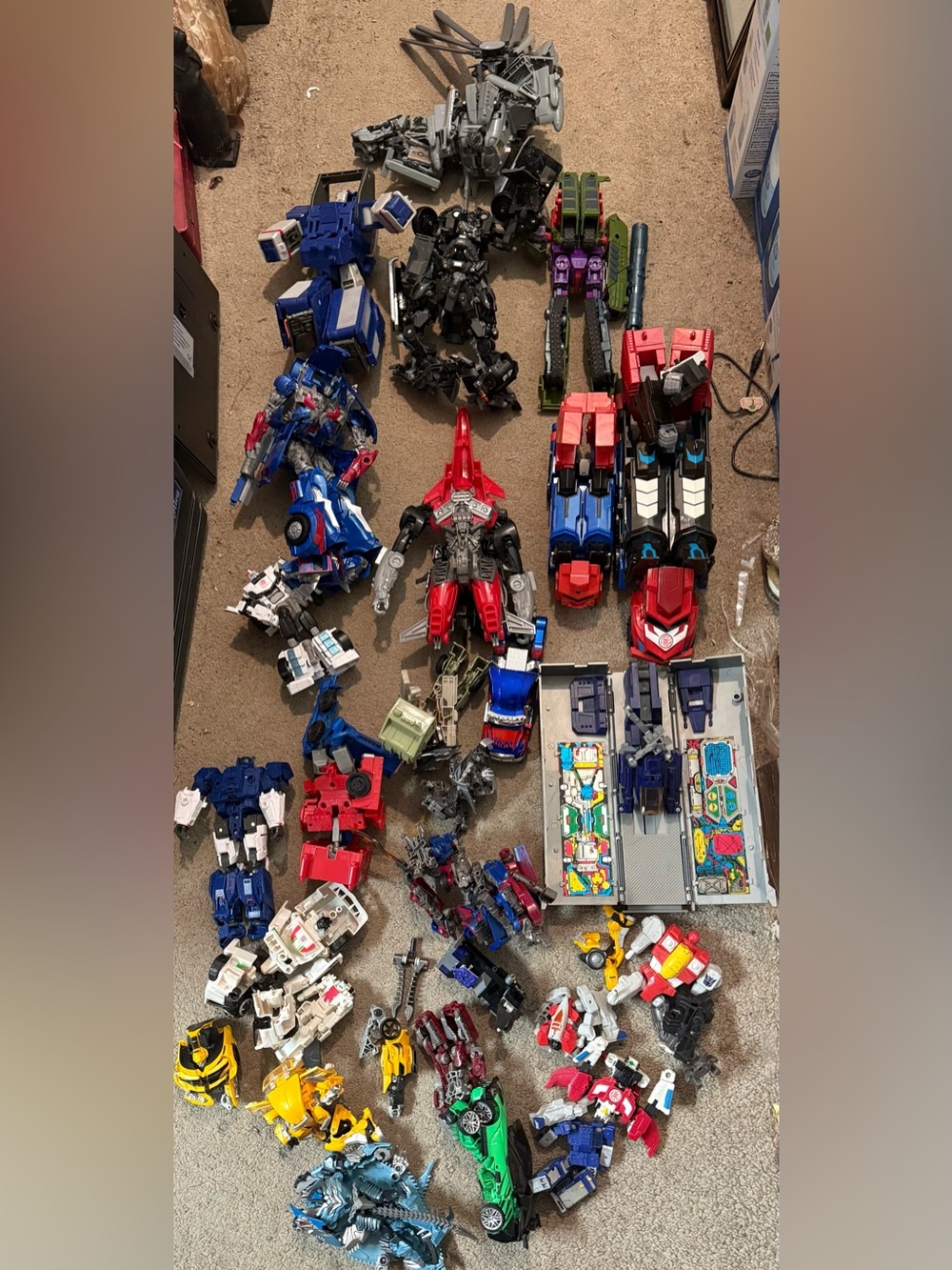 Transforming Red & Blue Kids Action Figure Set - Toy Robots